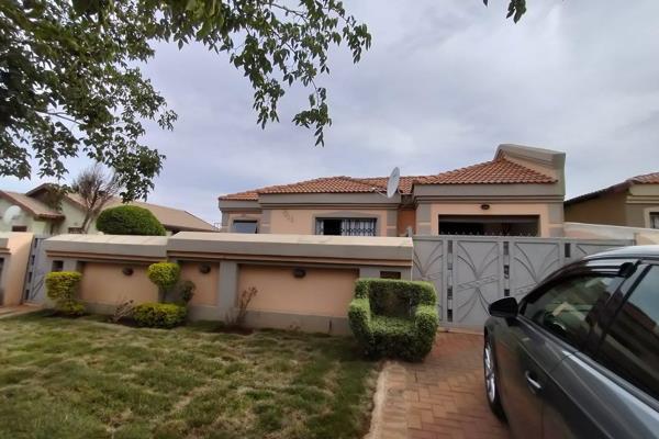 This property is ideal for those that is time restricted!! A big bonus is it is well maintained, modern and move in ready. The property ...