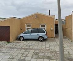 House for sale in Strandfontein Village