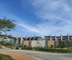 Apartment / Flat for sale in Mooikloof Country Estate