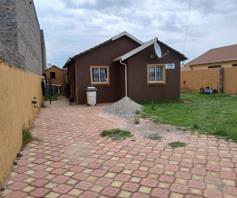 House for sale in Protea Glen