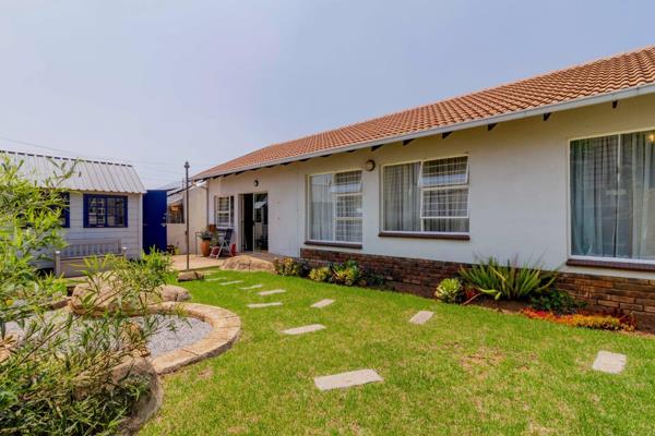 Tucked away in a quiet, secluded suburb, set far from the road, is a delightful 3 bed, 2 bath family home at a bargain price! With a ...