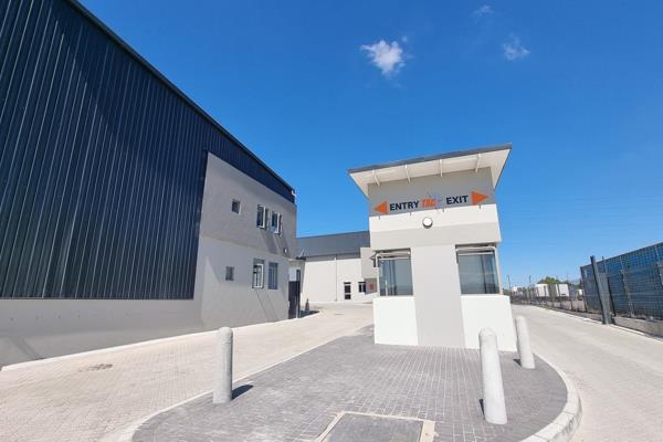 This 440sqm warehouse is now available to let in the newly developed TAC Business Park ...