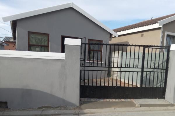 This is a start up house with 2 bedrooms and an open plan lounge with kitchen. It has a walking distance to the shopping mall in phase ...