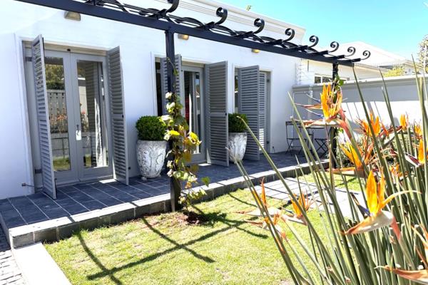 NEWLANDS VILLAGE
Live the lifestyle with this short term let (3 months) and see what ...