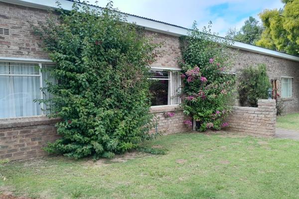 Just when you thought all Adelaide houses are too old, too rundown, or the floors are too noisy, here is the modern, well-maintained ...