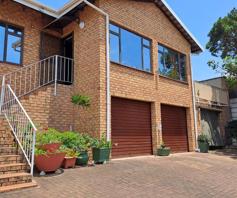 Townhouse for sale in Scottburgh Central