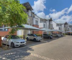 Townhouse for sale in Oakdene