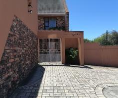 Townhouse for sale in Southernwood