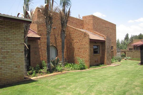 The property offers a face brick home that can also be used as a guest house because of its location.
The house comprises of:
A ...