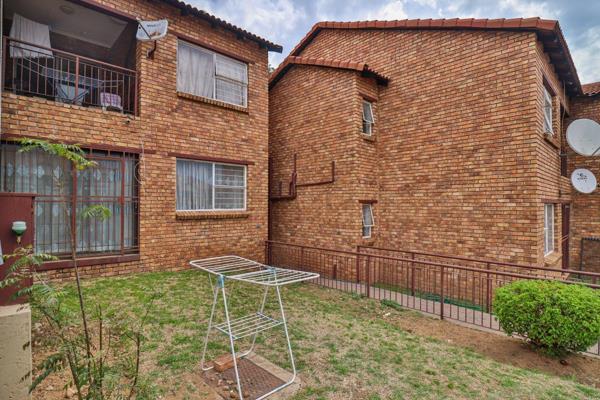 The complex is situated near the Mall of Africa, within walking distance of the Gautrain bus stop, Vorna Valley shopping center, fresh ...