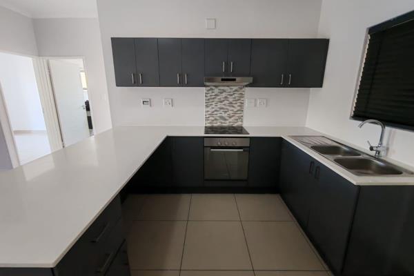 **Discover Your Dream Home: 3 Bedroom Ground Floor Apartment in Edgemead, Goodwood**

Welcome to your new sanctuary in the heart of ...