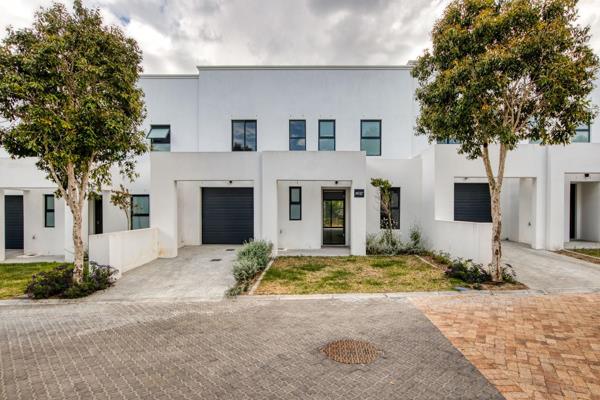 This modern home offers the perfect blend of luxury, comfort, and practicality, situated in the sought-after Croydon Gardens Estate. ...