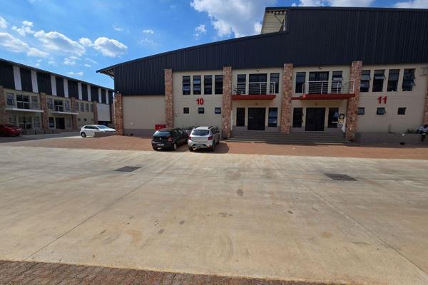 This 350m2 brand new industrial unit is available to let at R55 per m2. The unit ...