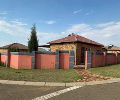 House for sale in Daveyton