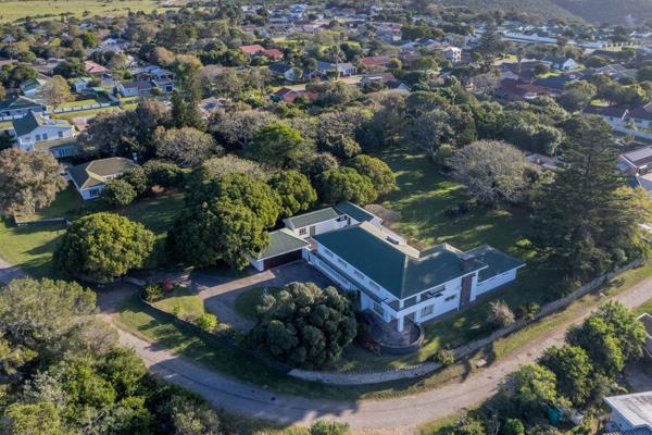 Exclusive Mandate. Set on expansive grounds on Port Alfred&#39;s West Bank, this magnificent mid-century home transports you back in ...