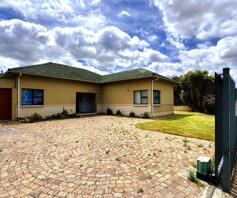 House for sale in Somerset Park