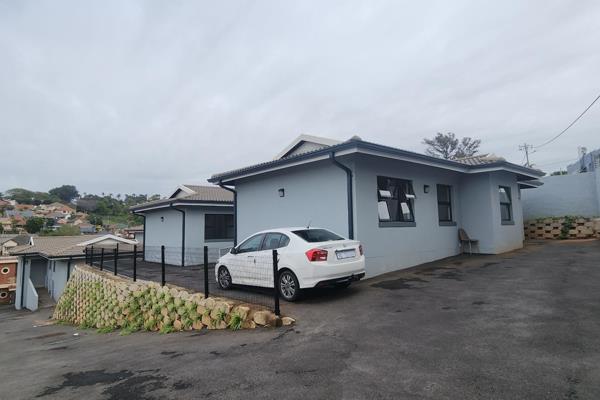 SOLE andamp; EXCLUSIVE MANDATE
Located in Umbilo close to Brettwood High, Port Natal and Carrington Primary schools and UKZN Med School ...