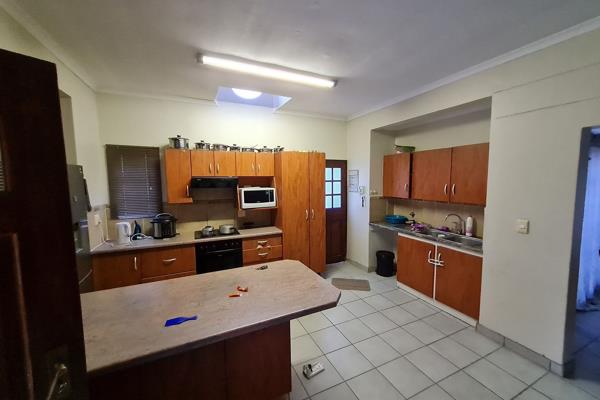 Welcome to your new home in the heart of West Acres, Mpumalanga! This charming 3-bedroom, 2-bathroom house is new to the rental market ...