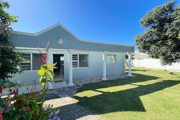 This stunning 4-bedroom, 3-bathroom home offers the perfect blend of comfort and style in a serene coastal setting. The open-plan ...