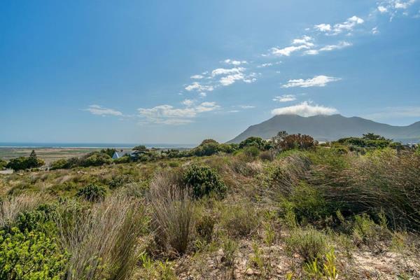 A rare, elevated, two acre vacant plot with rural zoning! Truly a canvass with unlimited potential! With views across the Noordhoek ...