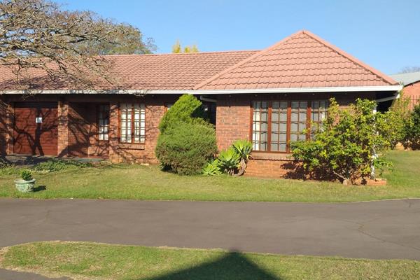 Welcome to your new home! This neat and tidy  town house is nestled in a secure complex in the heart of lower central Pietermaritzburg ...