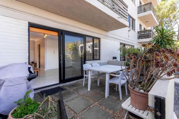 Sole Mandate
Why rent in Cape Town if you can own your own property?

This ideally located bachelor garden apartment is the perfect ...