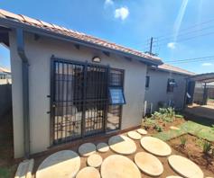 House for sale in Protea Glen