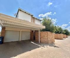 Townhouse for sale in Oukraal Estate