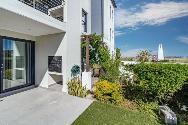 This modern apartment, located in the sought-after Sitari Country Estate, could be ...