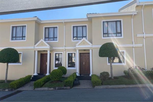 Modern 3 Bedroom house available for sale in Villa Baroque Complex.
The house consist of the following:
*3 Bedroom with built in ...