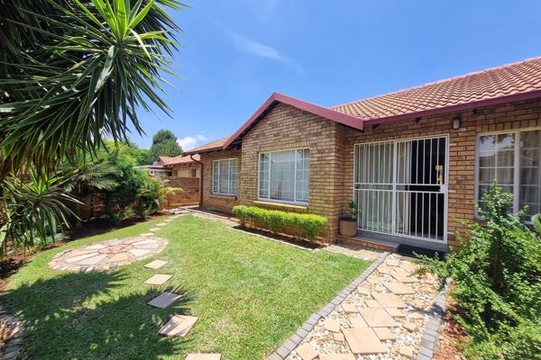 Discover this beautifully maintained 3-bedroom townhouse in the sought-after suburb of ...