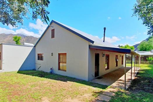 3 Bedroom House for sale in Montagu