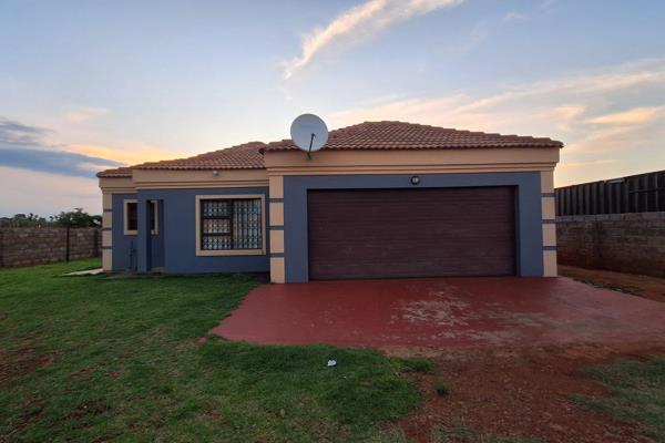 Step into modern living with this stunning 3-bedroom house that offers both style and functionality. The expansive yard provides ...