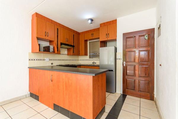 This lock up and go safe and secure apartment offers two spacious bedrooms both (BIC) ...