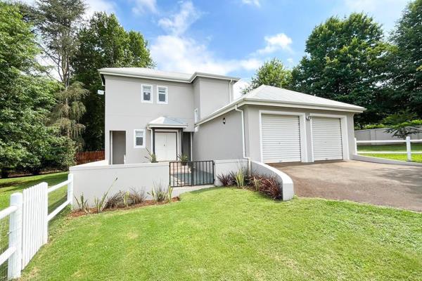 Introducing a property in the heart of Howick, offering top security, easy highway access, and a great  lifestyle.

This home features ...