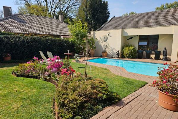 This family home offers great accommodation with an  outdoor entertainment area with ...