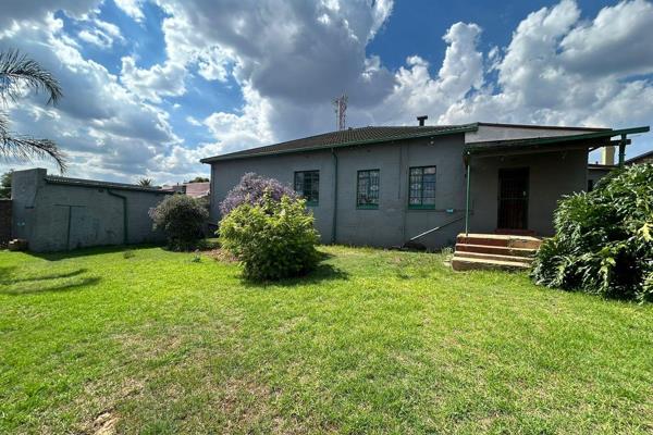 Nestled in the heart of Krugersdorp North, this expansive standalone property on Viljoen ...