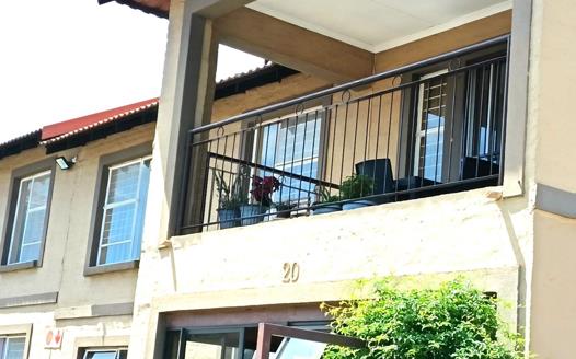 3 Bedroom Apartment / Flat for sale in Rand Collieries