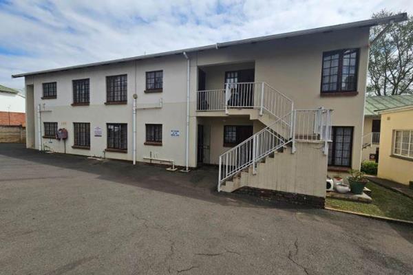 A unit is available in this popular apartment block which is close to UKZN, Nedbank Plaza and Woodburn Mall.  It comprises of 2 ...