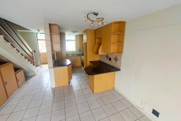 This apartment is on the 1st floor of a secure complex.
Featuring a open plan kitchen and lounge on the first floor and
2 large ...