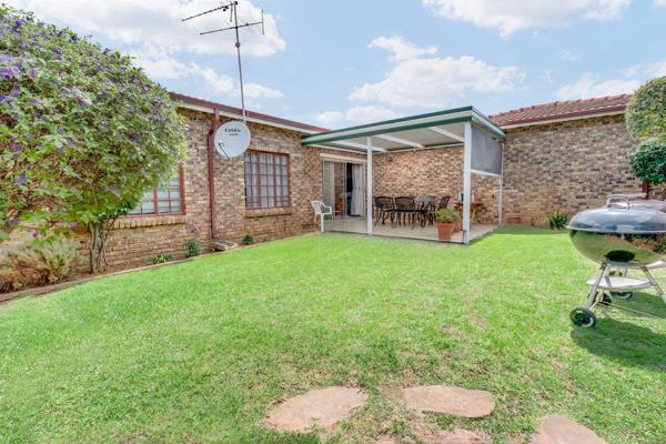 Please contact agent to confirm viewing.  Offers from R1, 599 000 
Nestled in a sought-after and impeccably maintained face brick ...