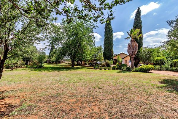 Nestled on a sprawling almost 10,000 square meter smallholding, this property offers endless potential for those with a vision. The ...