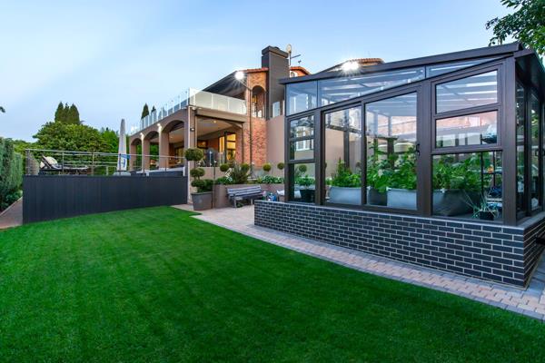 State-of-the-Art Family Home in Prestigious Upper Bedfordview
Discover unparalleled sophistication in this cutting-edge, off-the-grid ...