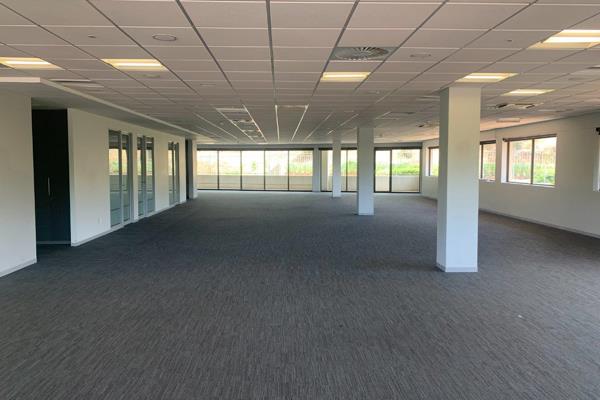 2175m2 office available in Golf Park, Mowbray, Cape town. 

Golf Park is conveniently ...