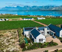 House for sale in Benguela Cove Lagoon Wine Estate