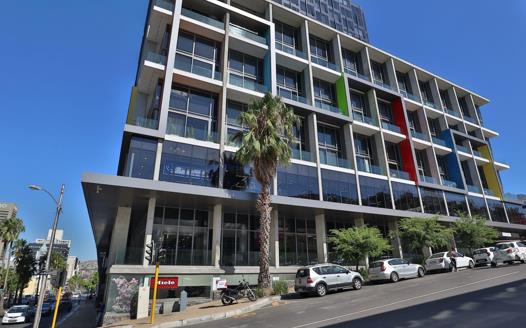 2 Bedroom Apartment / Flat for sale in De Waterkant