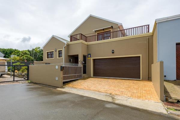 Well-located 3 Bedroom home
***SOLE MANDATE***
Nestled in King George Park, this inviting 3-bedroom, 2-bathroom home offers comfort and ...