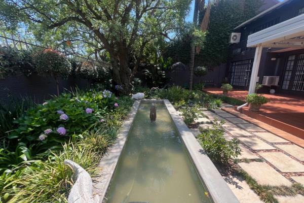 In the heart of in boomed off Waterkloof with no load shedding.

This home is spacious enough for a large family and offers an open ...