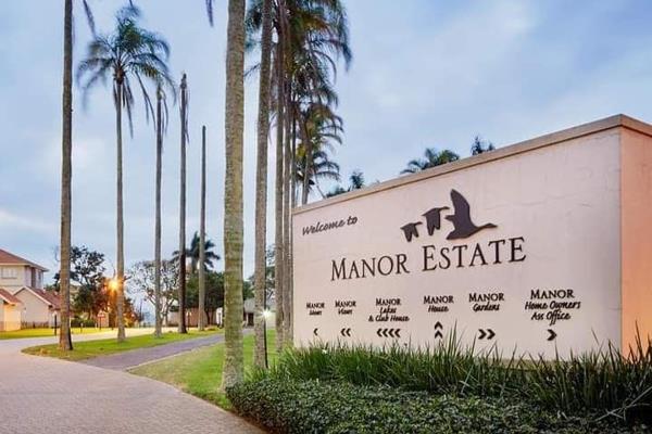 Budget friendly 2 bedroom, 1 bathroom apartment in Manor Estates.

The open plan kitchen flows to the lounge and dining area which ...