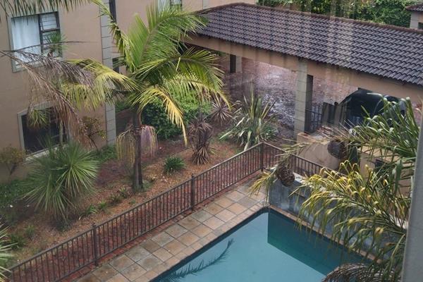 Stylish 2 bedroom apartment, available in the heart of the garden route.
One full bathroom.
Lancelot Terraces is a gated complex in a ...